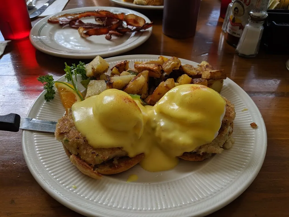 Crab Cake Benedict